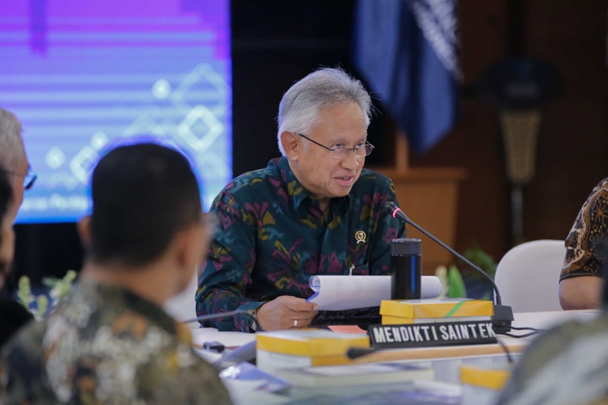 Menteri Pendidikan Tinggi, Sains, dan Teknologi (Mendiktisaintek) Satryo Soemantri Brodjonegoro. (Humas Kemendiktisaintek) - Image