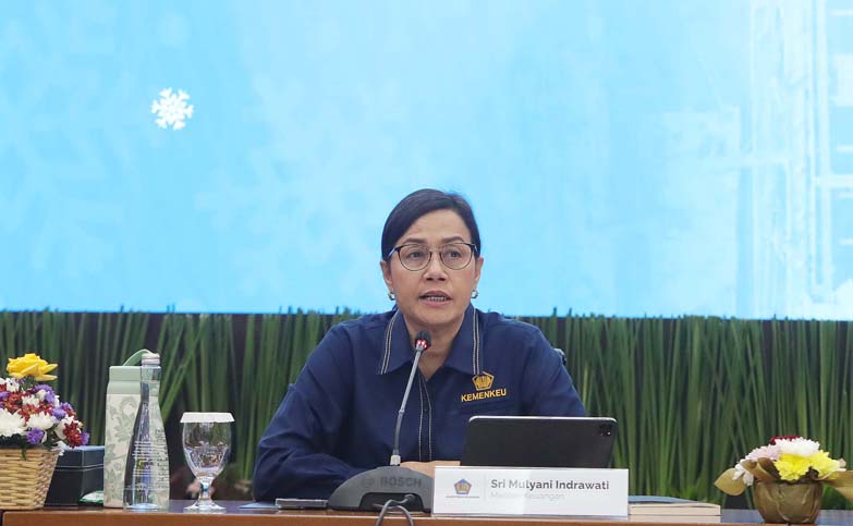 Menteri Keuangan Sri Mulyani Indrawati memberikan keterangan pers APBN KiTa edisi Desember 2024 di Jakarta, Rabu (11/12/2024). Menteri Keuangan Sri Mulyani Indrawati menggambarkan situasi dunia yang kembali gelap karena dinamika politik dan ekonomi serta - Image