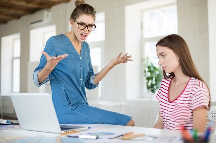 Ilustrasi- Perempuan yang kurang dewasa dan bijaksana (garetvisual-freepik) - Image