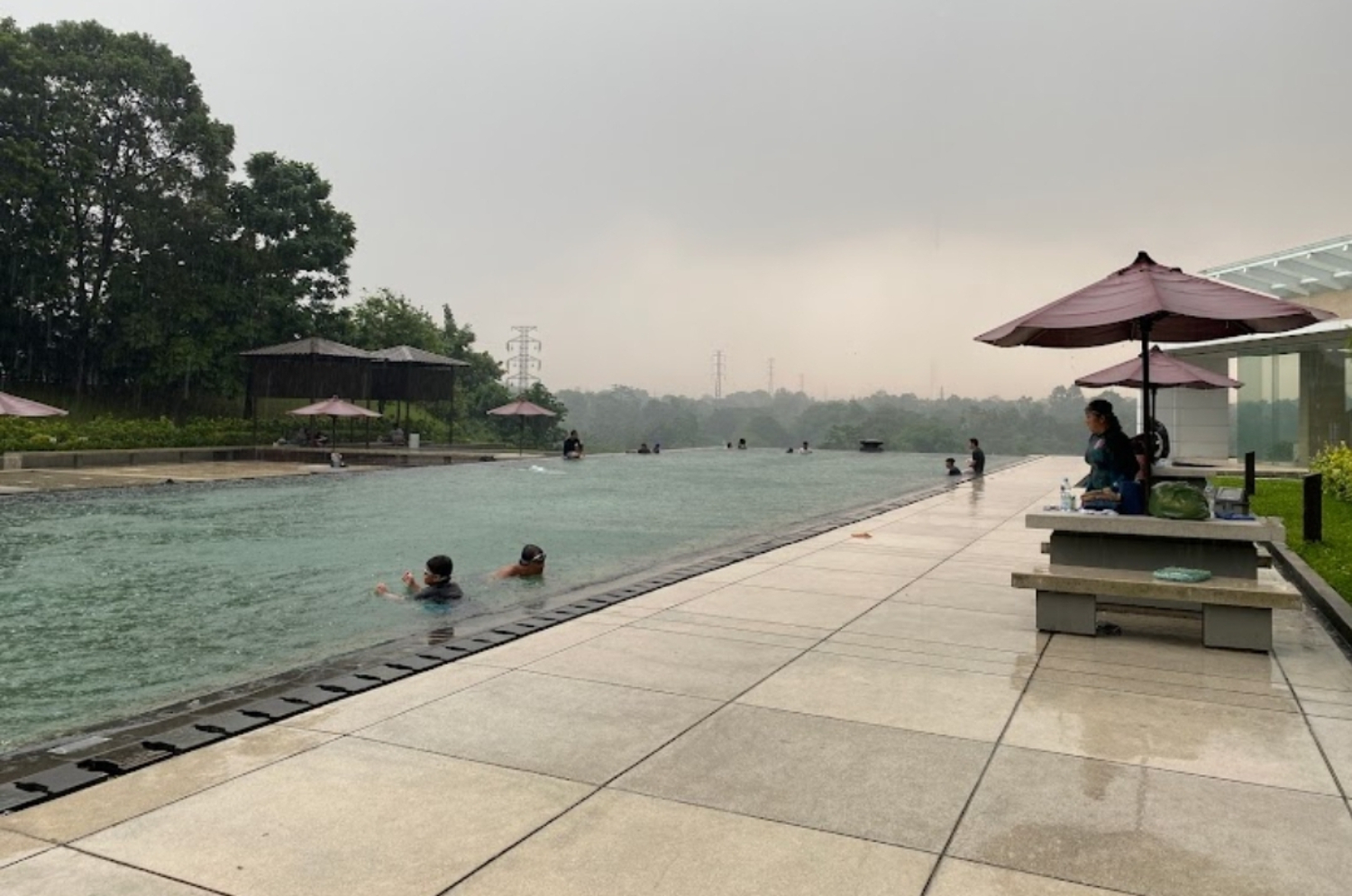 Kolam Renang Bukit Darmo. (Google Maps) - Image