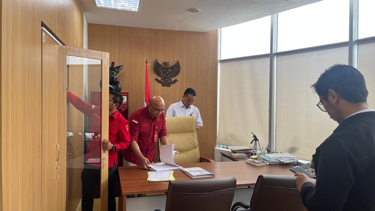 Kejaksaan Tinggi (Kejati) Daerah Khusus Jakarta menggeledah lima lokasi terkait kasus dugaan tindak pidana korupsi yang melibatkan Dinas Kebudayaan Provinsi DKI Jakarta. (Istimewa) - Image