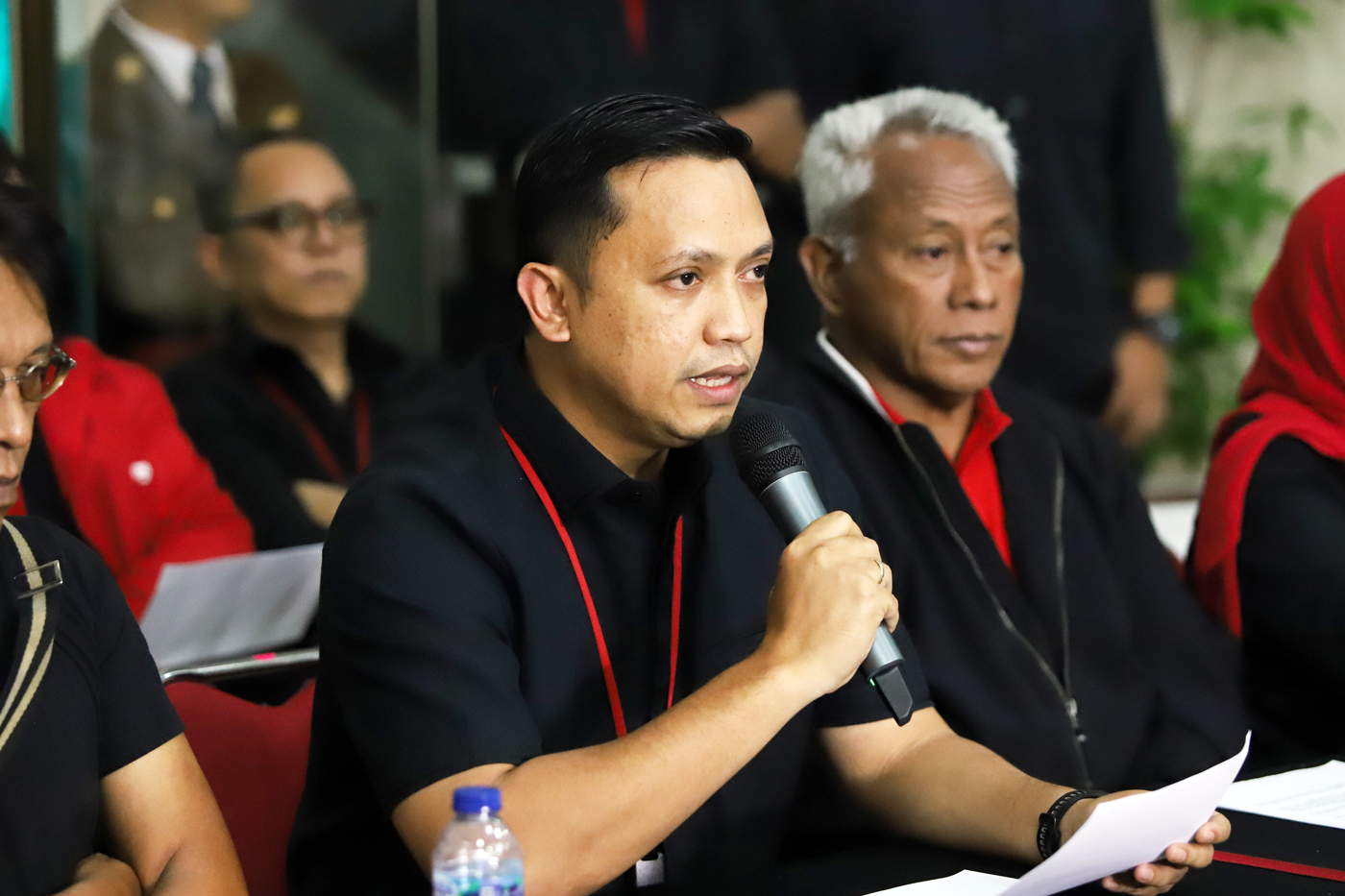 Ketua Bidang Reformasi Sistem Hukum Nasional DPP PDIP Ronny Talapessy. (Dery Ridwansah/ JawaPos.com) - Image