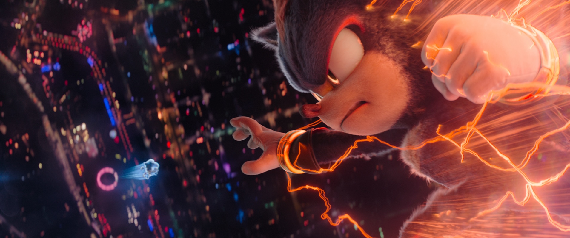 Shadow (Keanu Reeves) dalam Sonic the Hedgehog 3 (Paramount Pictures and Sega of America, Inc) - Image