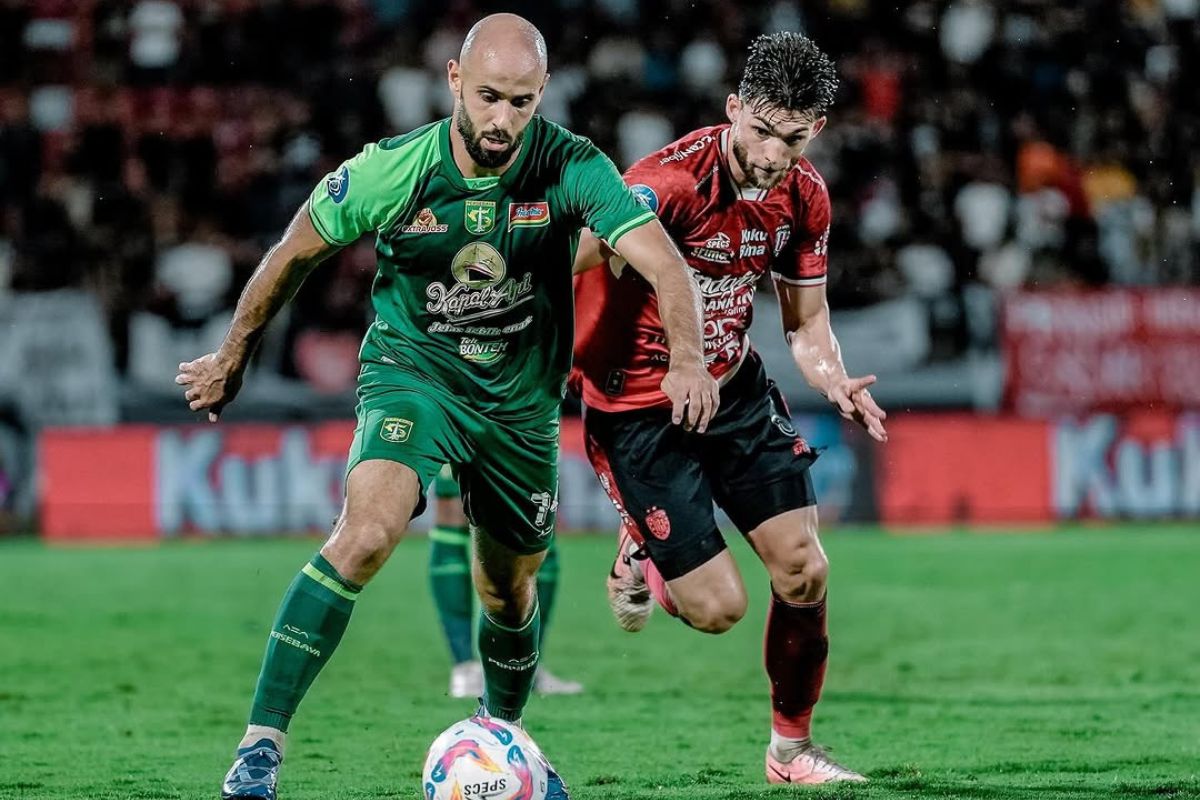 Mohammed Rashid tampil baik meski belum bisa membawa Persebaya Surabaya terhindar dari kekalahan saat menghadapi Bali United. (Media Persebaya) - Image