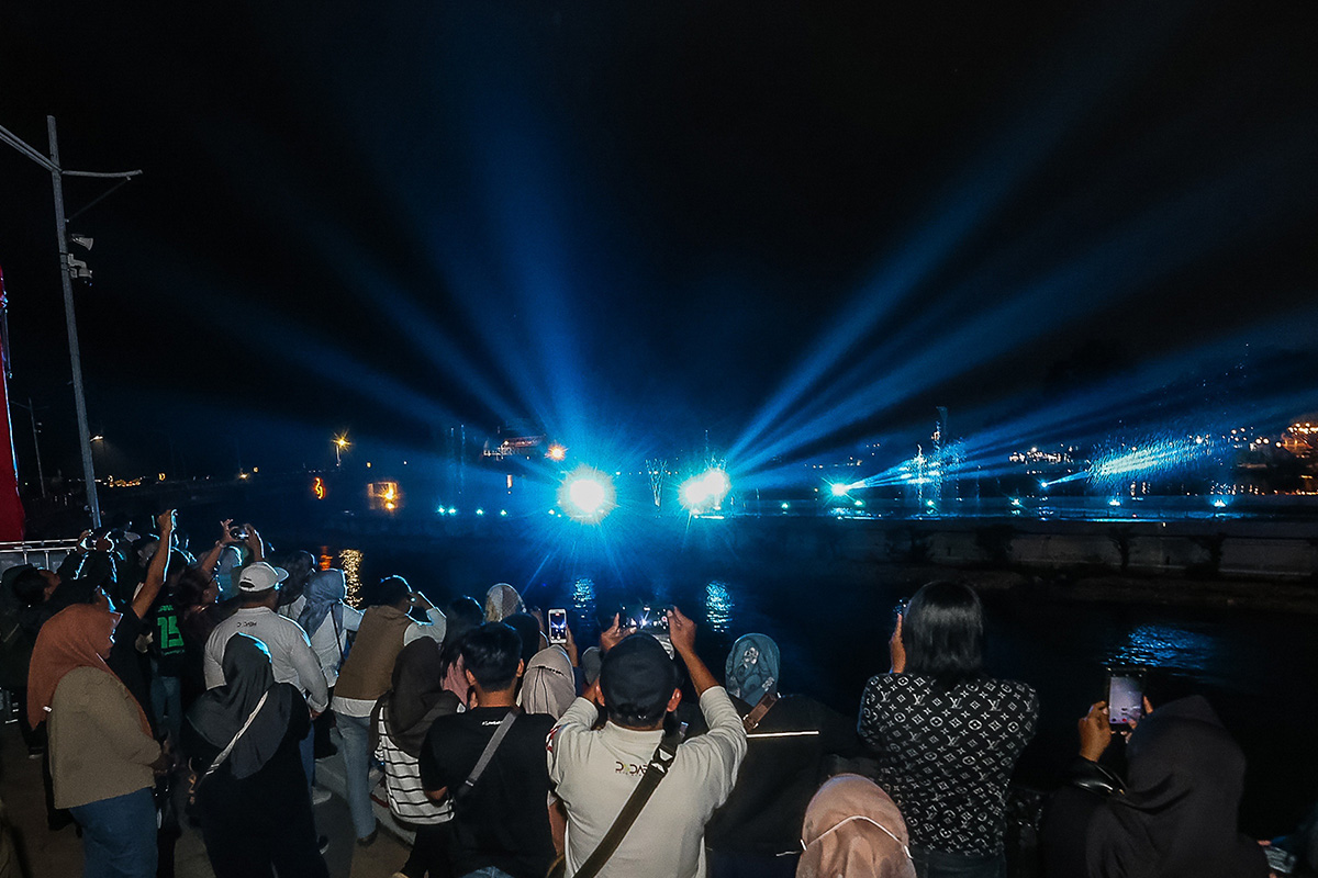 Ilustrasi perayaan malam tahun baru 2025 di Surabaya. (Humas Pemkot Surabaya) - Image