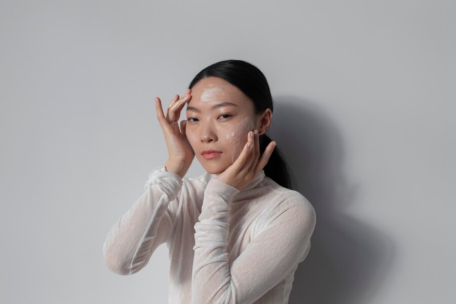 Kandungan skincare pencerah kulit. (Freepik) - Image