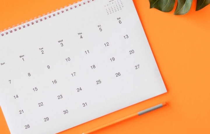 Ilustrasi tanggal lahir pemilik level kebahagiaan tertinggi dengan kehidupan paling sejahtera, bahagia dan terhormat sepanjang masa. - Image