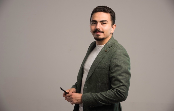 Ilustrasi shio yang berhasil lewati masa sulit dan akan menikmari kesuksesan di tahun 2025. Freepik - Image