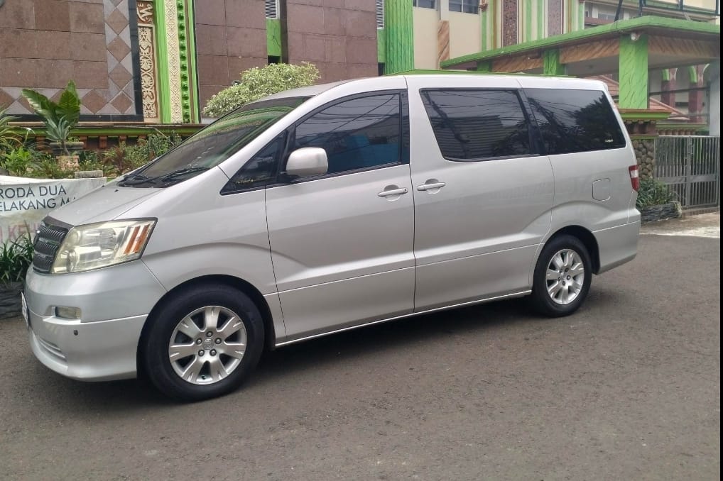 Ilustrasi Toyota Alphard lansiran 2024. (OLX) - Image