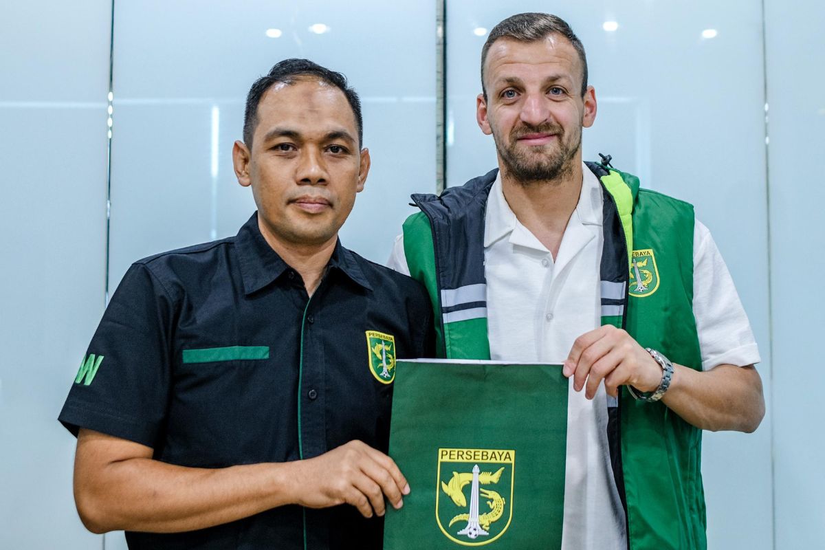 Dime Dimov resmi jadi pemain baru Persebaya Surabaya yang punya jam terbang tinggi di level tertinggi sepak bola profesional. (Media Persebaya) - Image