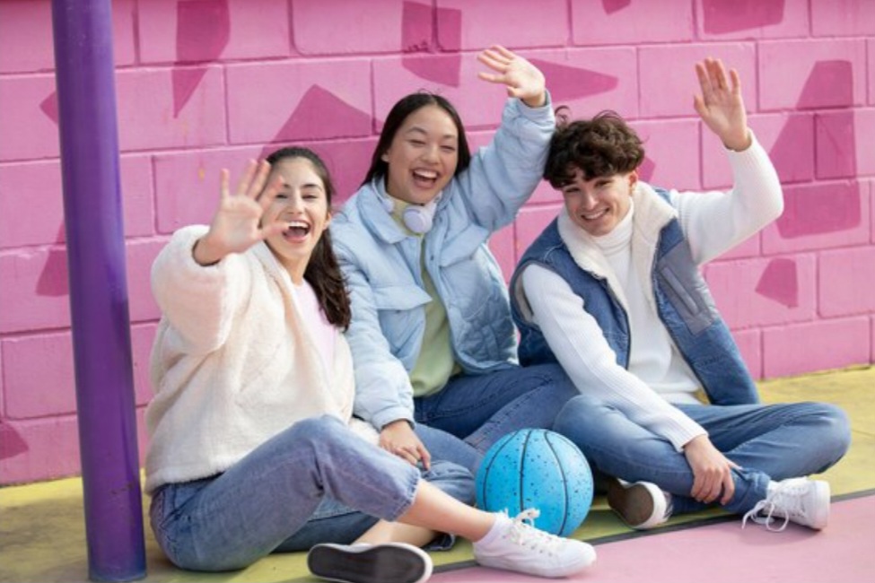 Ilustrasi tiga bersaudara. (Freepik) - Image