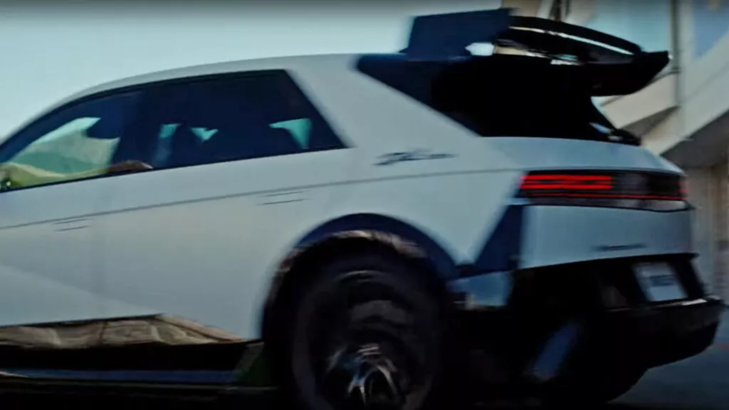 Hyundai siapkan mobil listrik Ioniq 5 N Drift King Edition. (Carscoops) - Image