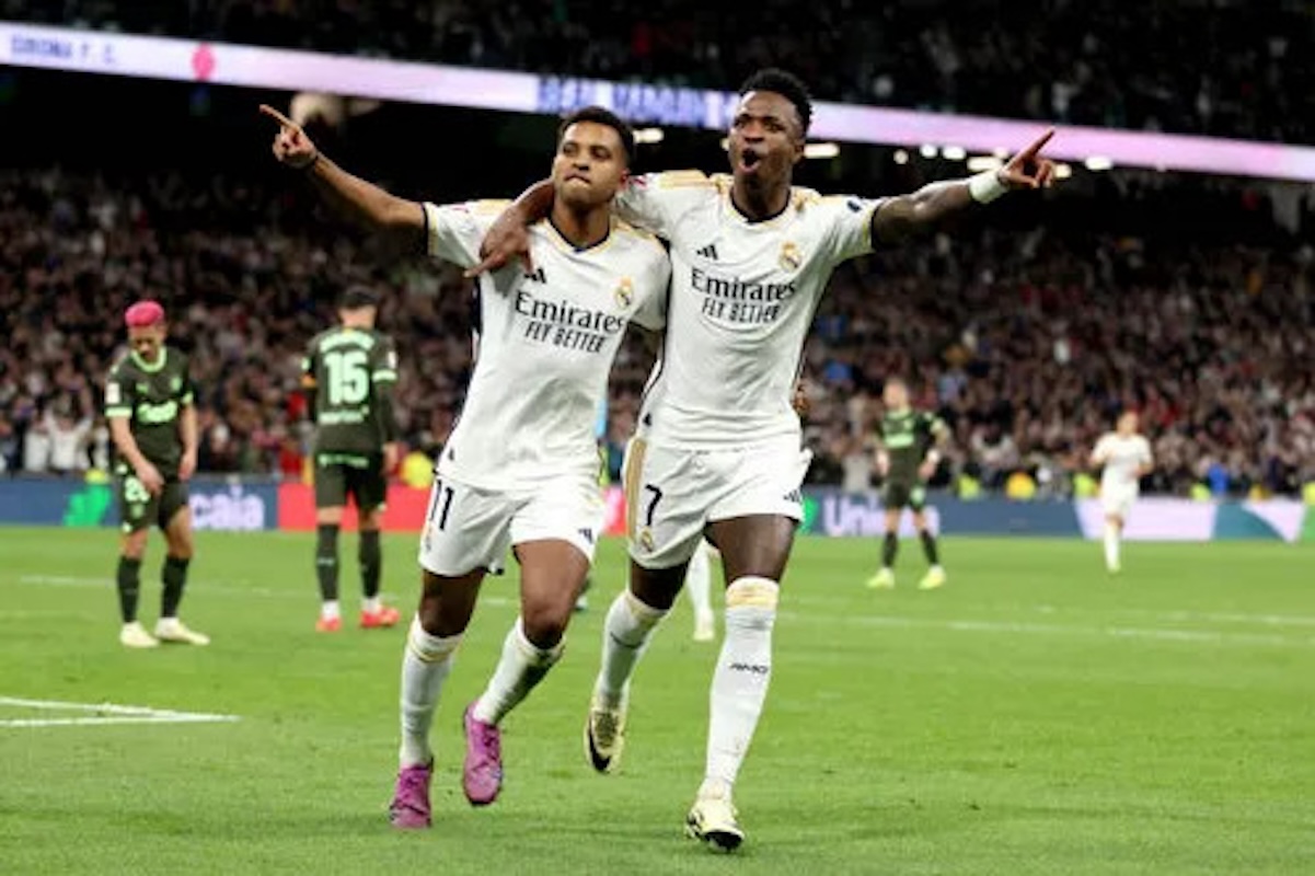 Pemain Real Madrid Rodrygo (kiri) dan Vinicius Jr menjadi teror buat lawan-lawannya. (Istimewa) - Image