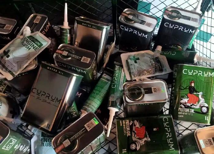 Pelumas Cuprum hadir dengan teknologi Neol CuGlide yang mampu menjaga performa motor. - Image