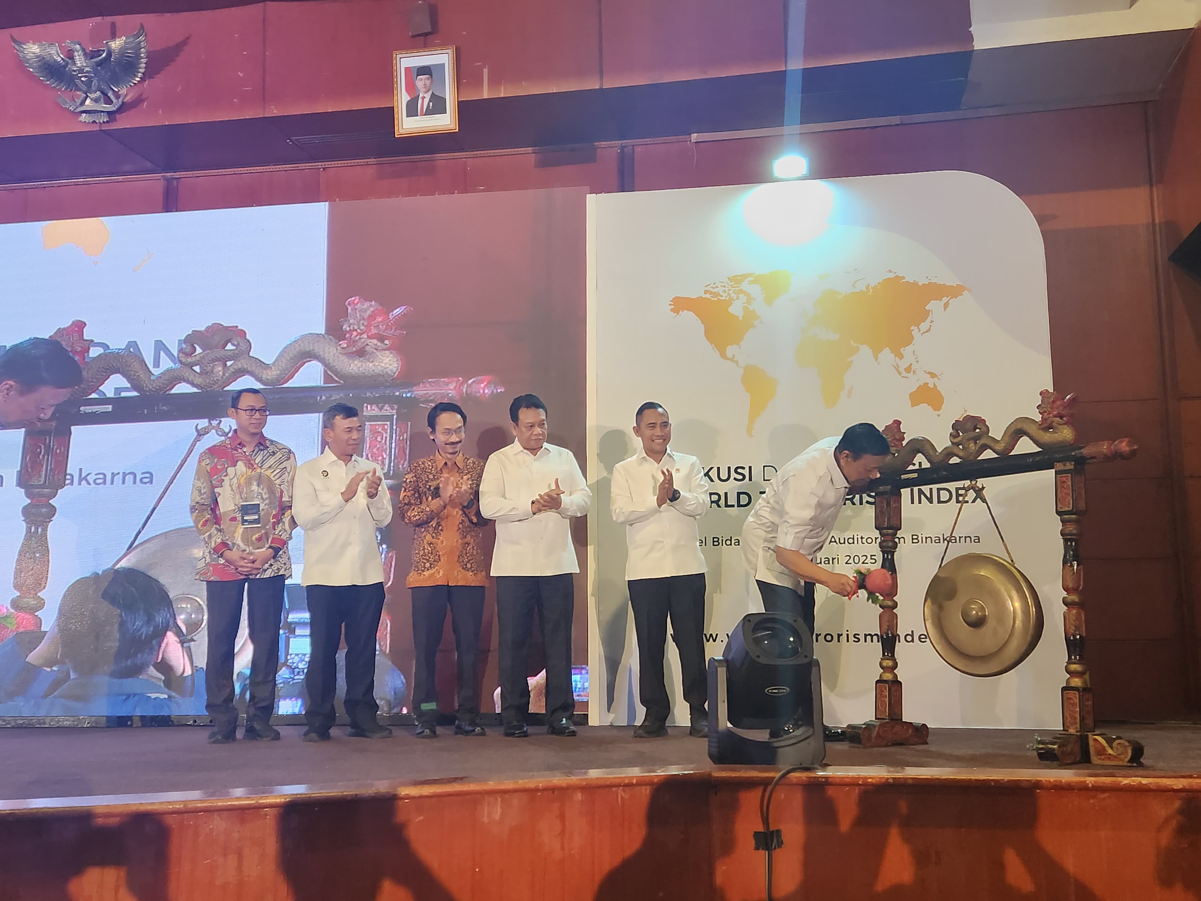 Research Center for Security and Violent Extremism (ReCURE) bersama Program Studi Kajian Terorisme SKSG Universitas Indonesia (UI) meluncurkan World Terrorism Index 2024. (Istimewa). - Image