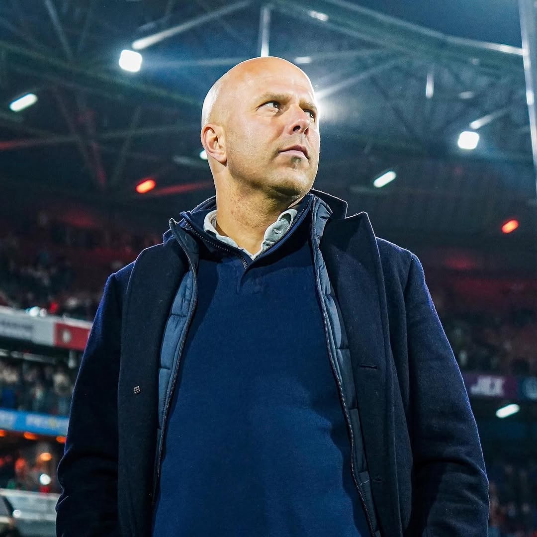 Arne Slot bersiap melewati laga sulit saat Liverpool akan bertamu ke markas Nottingham Forest. (Instagram/arnslt) - Image