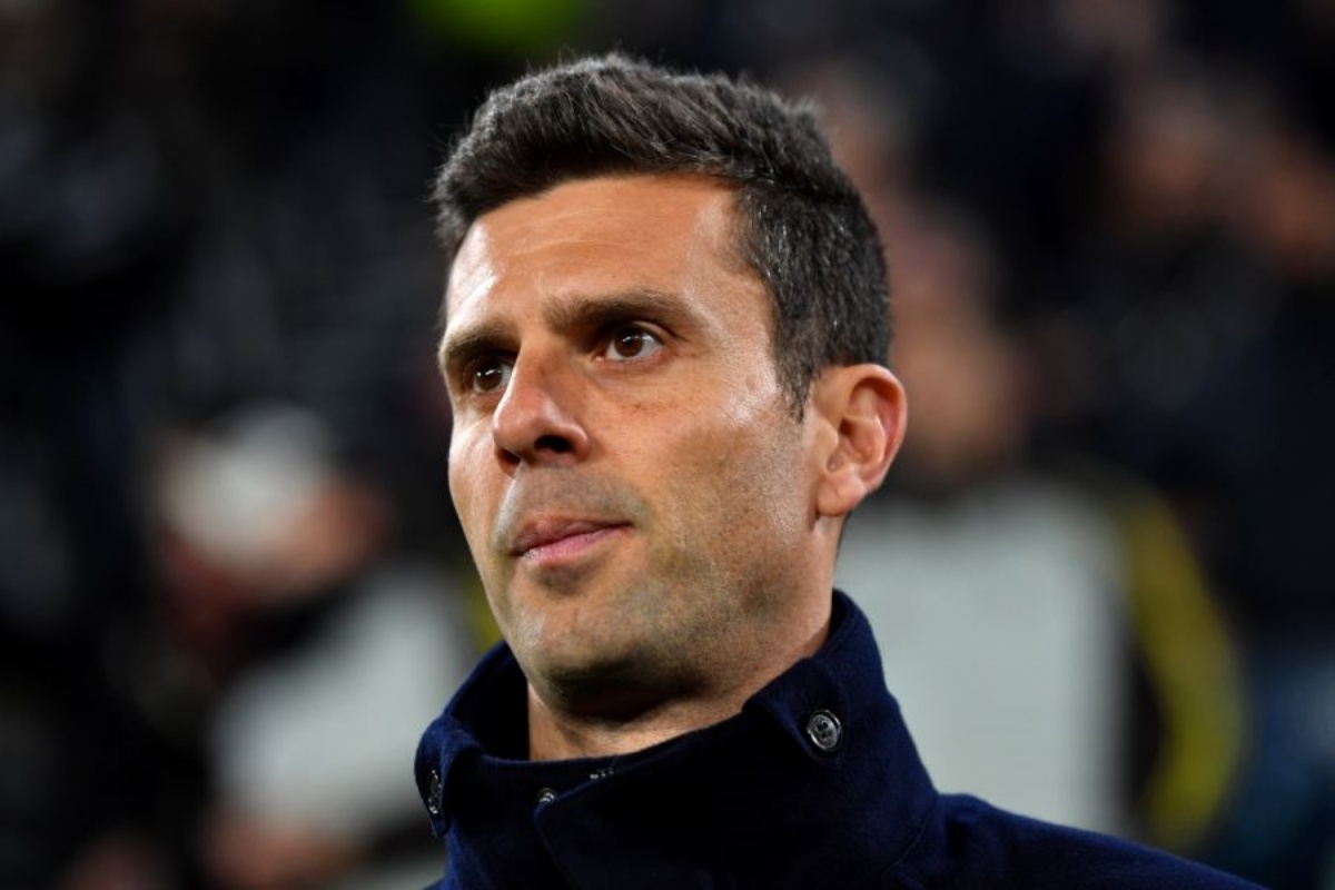 Pelatih Thiago Motta mulai frustrasi setelah Juventus kembali bermain imbang di Serie A musim ini. (Valerio Pennicino/Getty Images) - Image