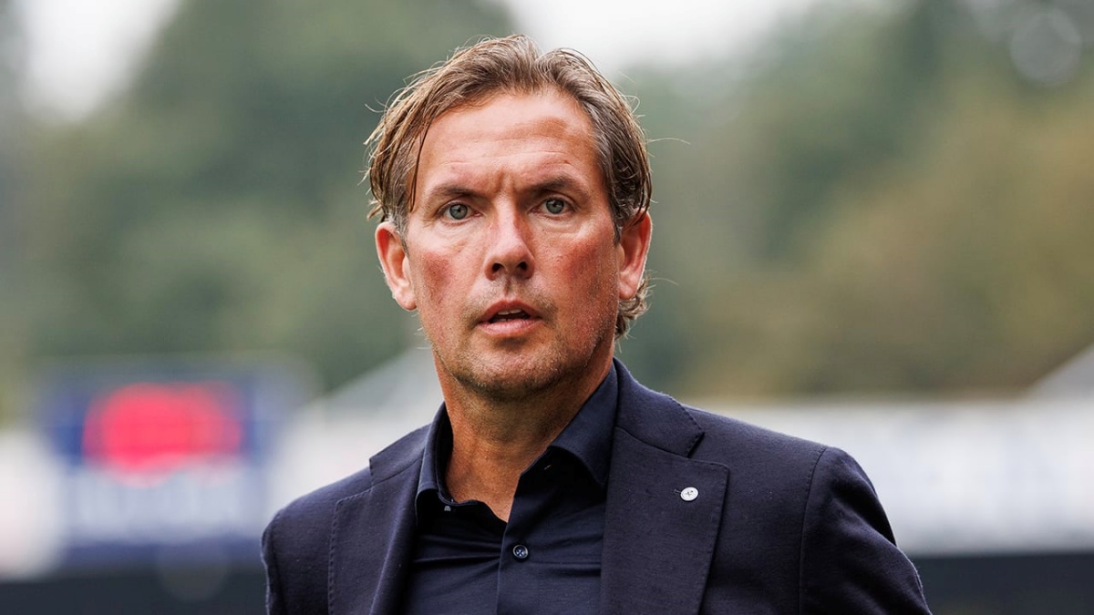 Alex Pastoor langsung tancap gas dengan menganalisis strategi Timnas Indonesia. (Vandaag Inside) - Image