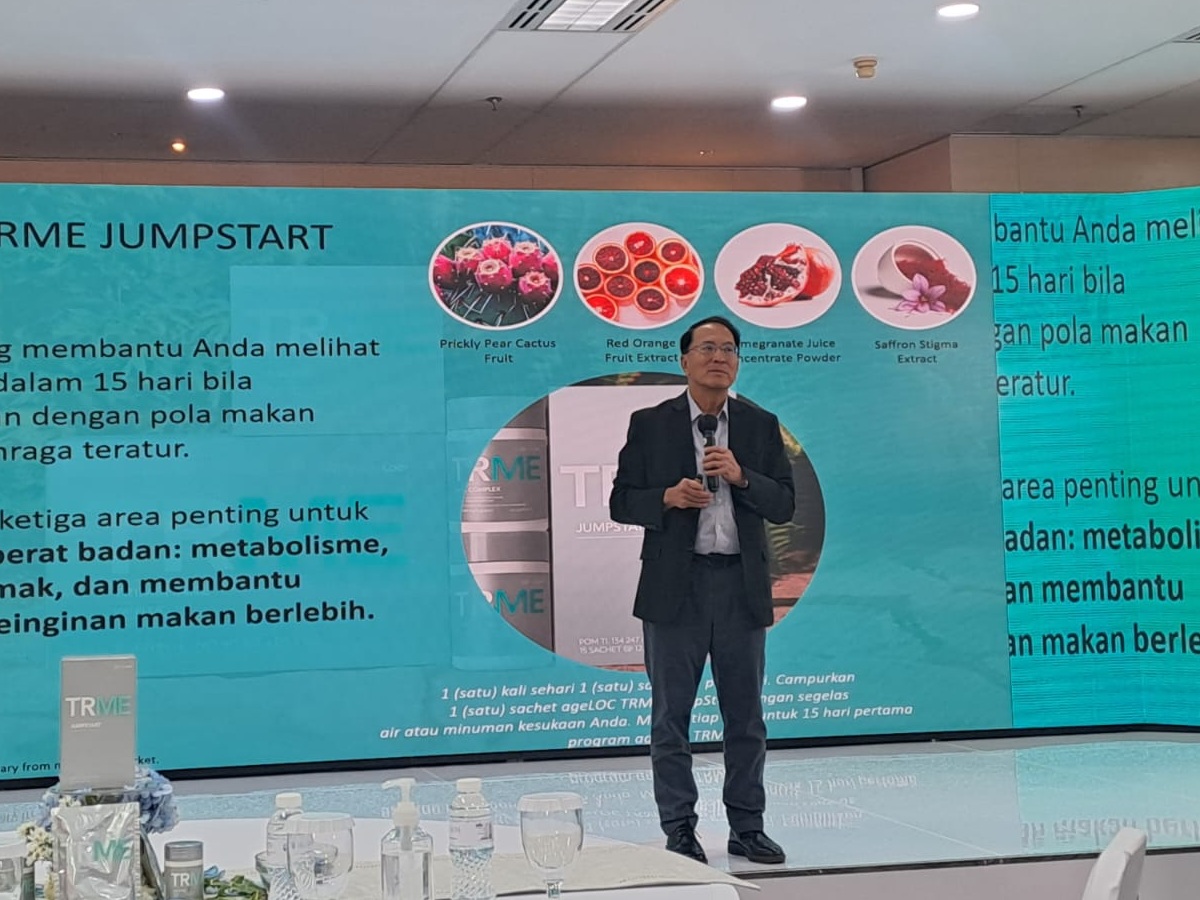 Chairman of Nu Skin Scientific Advisory Board, Dr. Joseph Chang. (Nurul Adriyana) - Image