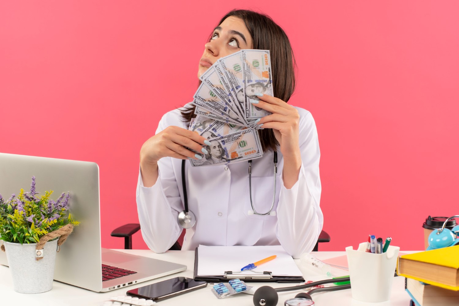 ilustrasi ramalan keuangan. (Freepik) - Image