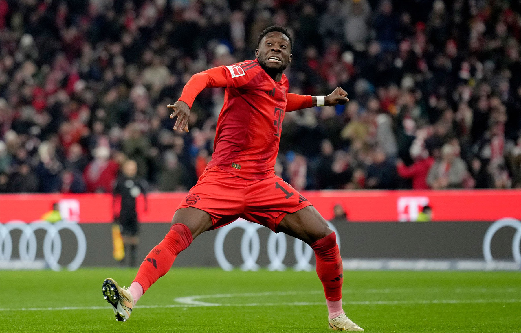 Alphonso Davies, bek Bayern Munich. (F. Noever/FC Bayern) - Image