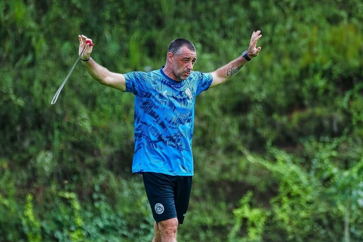 Ze Gomes yakin bawa Arema FC menang menghadapi Borneo FC. (Instagram/@zegomes18) - Image