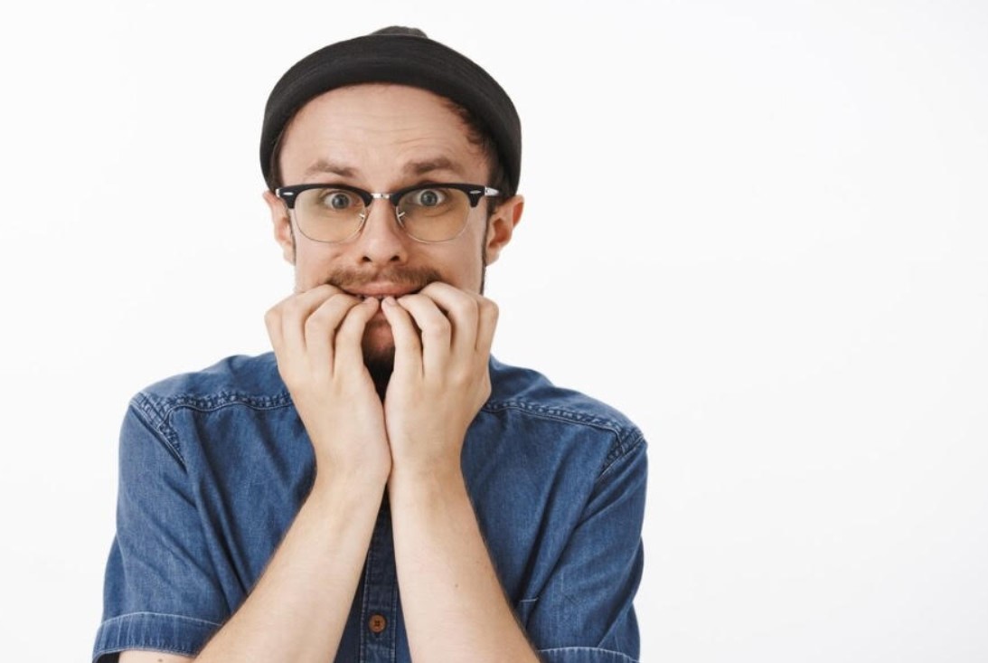 Ilustrasi orang stres. (Freepik/cookie_studio) - Image