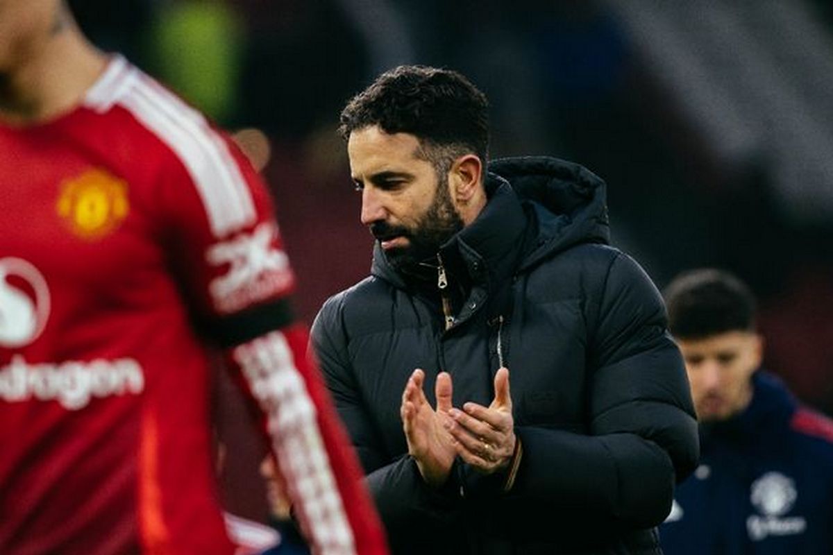 Pelatih Manchester United Ruben Amorim. (Manchester Evening News) - Image