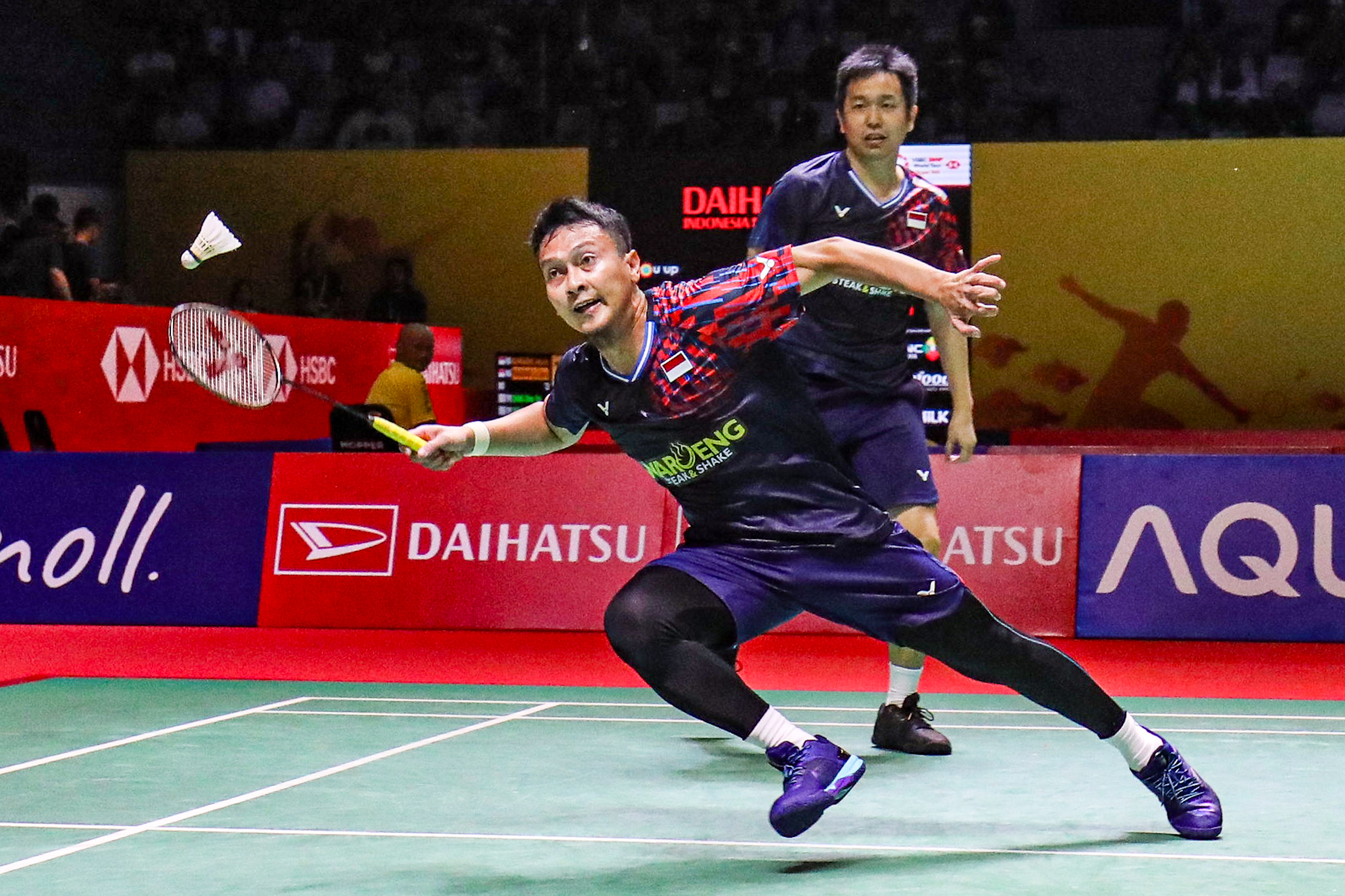 Pebulutangkis ganda putra Indonesia Mohammad Ahsan - Hendra Setiawan berhadapan dengan Pebulutangkis ganda putra China Taipei dalam babak 32 besar Indonesia Masters 2025 di Jakarta. - Image