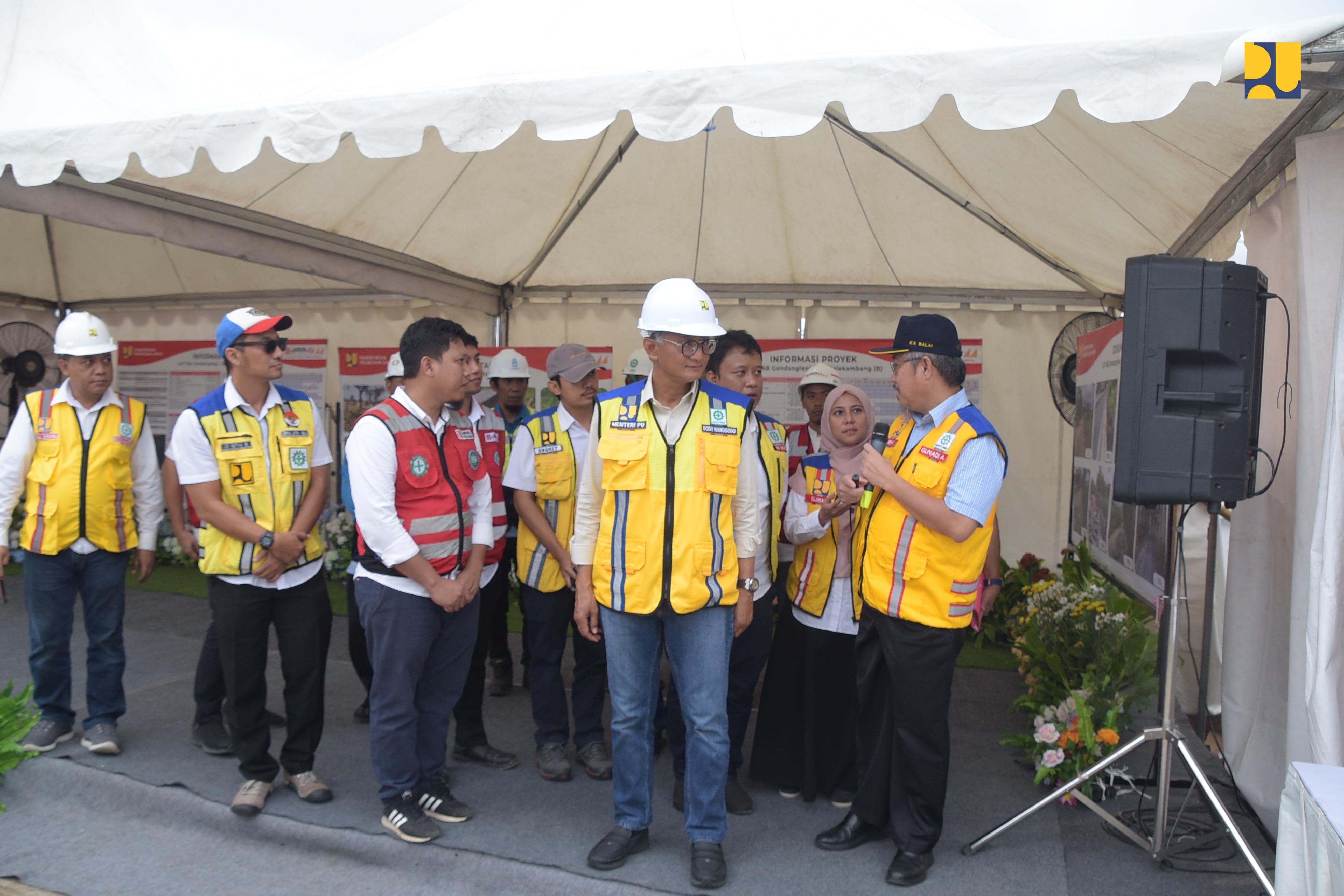Menteri Pekerjaan Umum (PU) Dody Hanggodo berkunjung ke Kabupaten Malang Sabtu (18/1). (Humas Kementerian PU) - Image