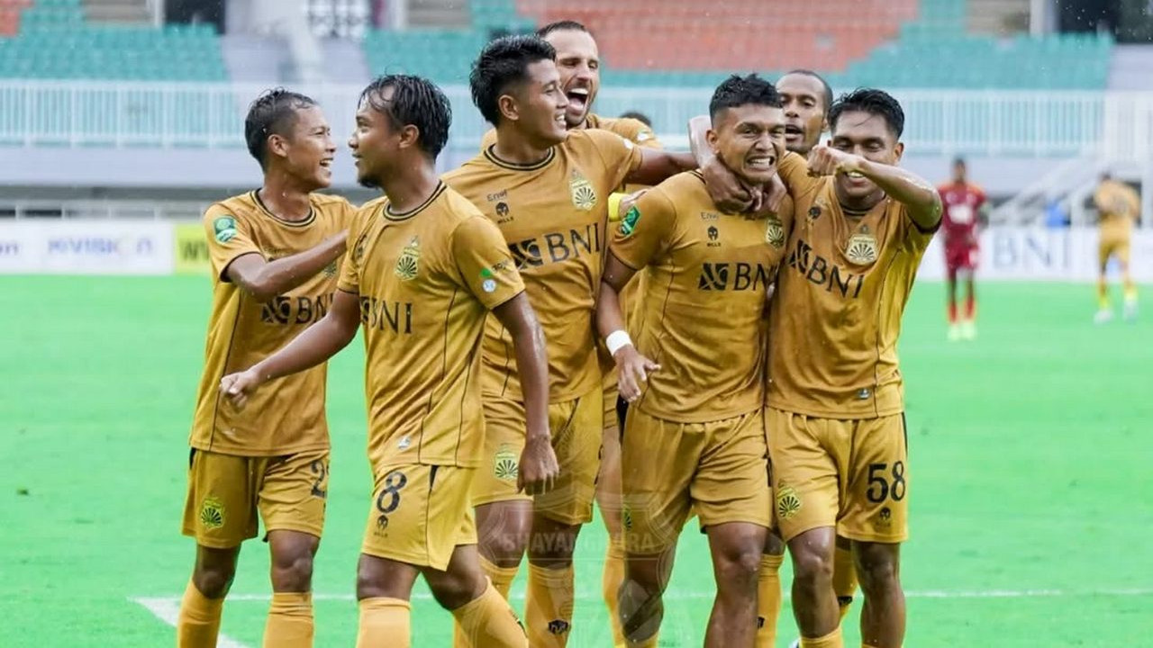 Bhayangkara FC berhasil membantai Persijap dengan skor 3-0. (Instagram Bhayangkara FC) - Image