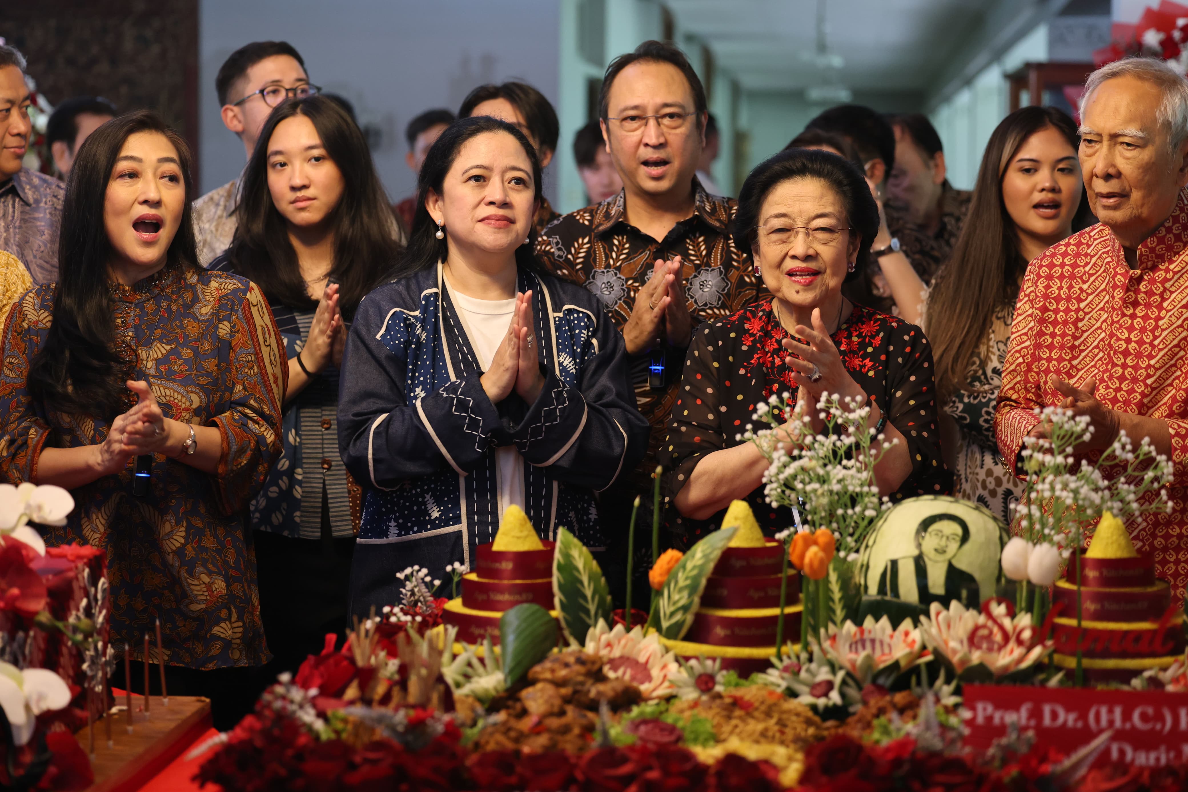 Ketua Umum PDI Perjuangan Megawati Soekarnoputri merayakan hari ulang tahun (HUT) ke-78 di Istana Batu Tulis, Bogor, Jawa Barat, Kamis (23/1). (Istimewa) - Image