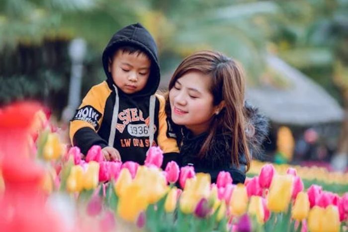 Ilustrasi tujuh hal halus yang dilakukan orang tua yang mungkin tanpa sengaja membuat anak-anak merasa tidak dicintai. (Pexels/Tuấn Kiệt Jr.) - Image