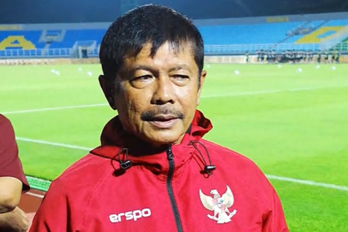 Indra Sjafri menjelaskan persiapan penting Timnas Indonesia U20 jelang Piala Asia U20 2025. (Moch. Rizky Pratama Putra/JawaPos.com) - Image