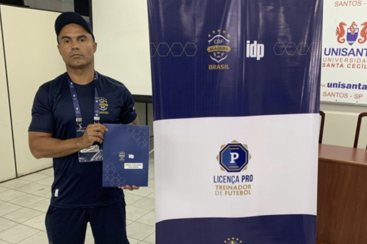 Kleberson dos Santos saat kursus kepelatihan lisensi Pro CBF. (bali.utd.com) - Image