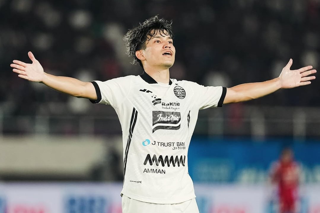 Gelandang Persija Jakarta Ryo Matsumura saat laga melawan Persis Solo di Stadion Manahan. (Instagram Ryo Matsumura) - Image