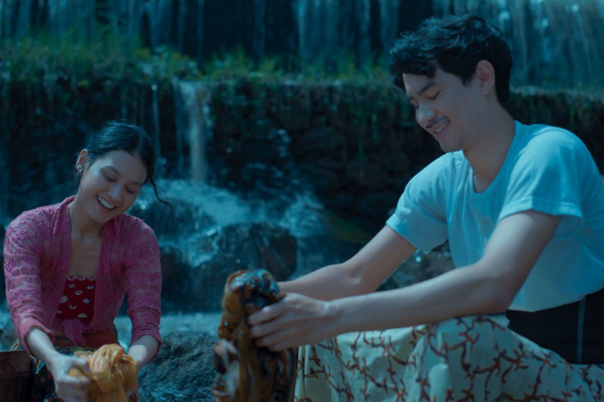 Cuplikan film Gowok Kamasutra Jawa yang disutradarai Hanung Bramantyo. (Istimewa) - Image