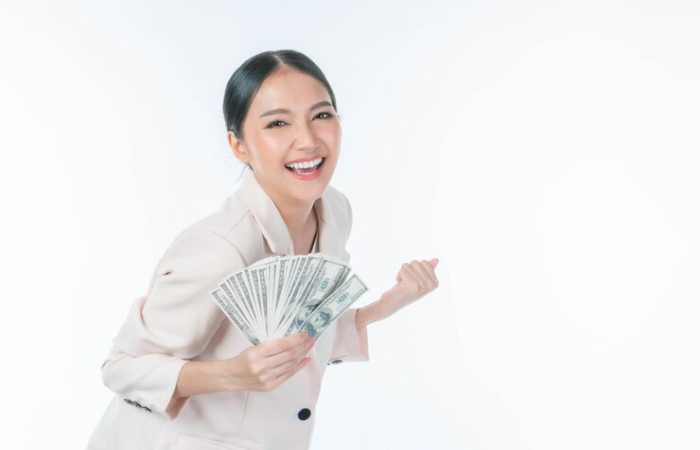 Ilustrasi Shio yang Diprediksi Bakal Menuju Puncak Kesuksesan Finansial - Image