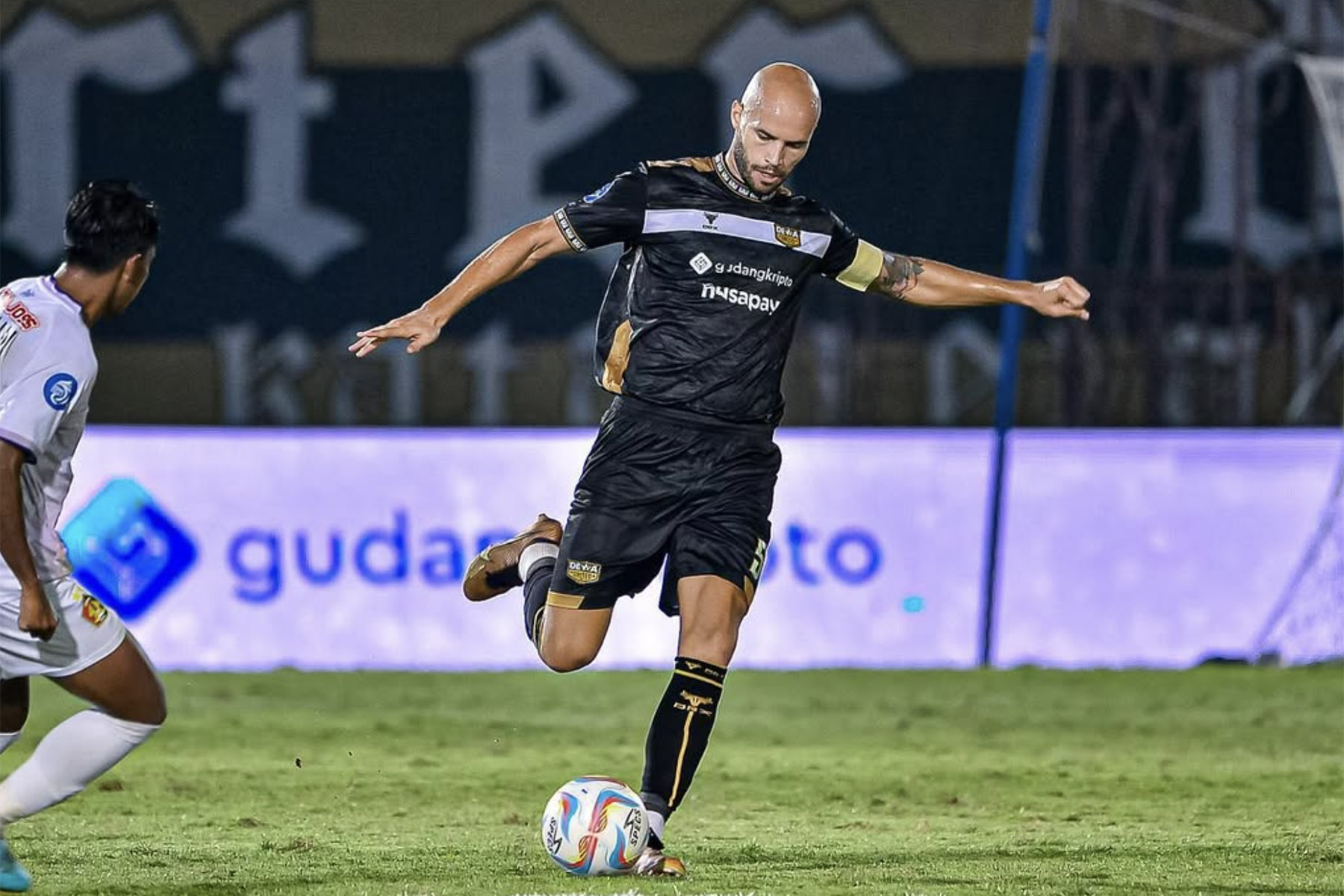 Kapten Dewa United, Risto Mitrevski. (Dok. Risto) - Image