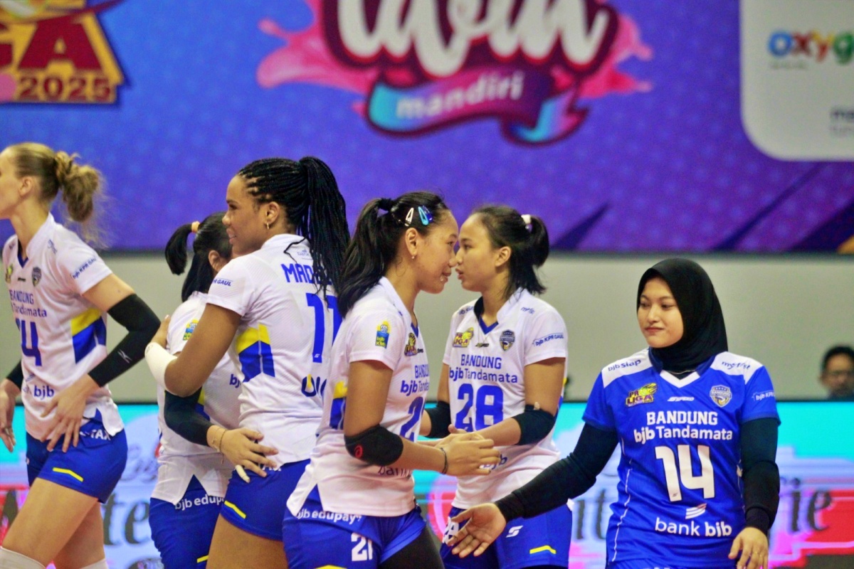 Skuad voli putri Bandung bjb Tandamata siap berlaga di Proliga 2025 putaran kedua seri Bandung di GOR Jalak Harupat. (dok. Bandung bjb Tandamata) - Image