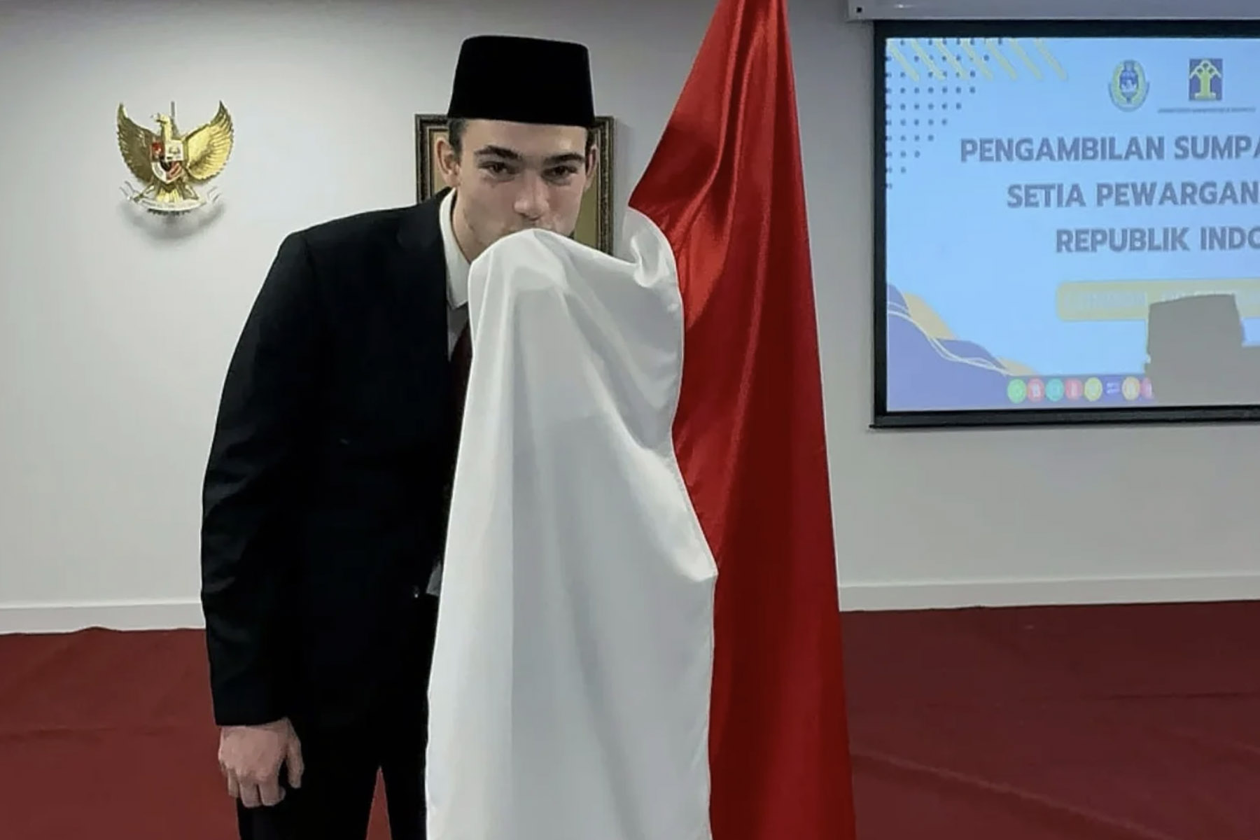Tim Geypens, Jadi Warga Negara Indonesia (WNI). (Dok. PSSI) - Image