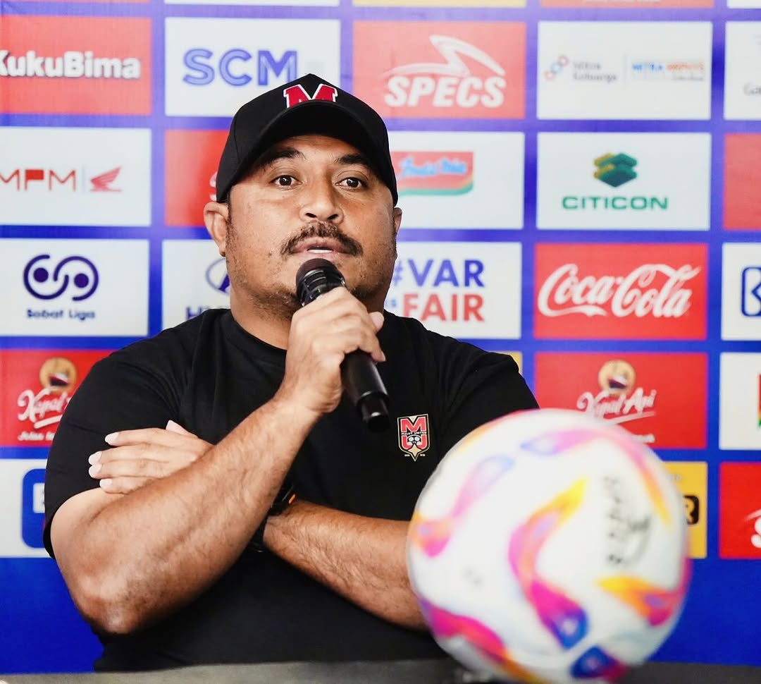 Pelatih Malut United, Imran Nahumarury, siap membawa timnya meraih hasil positif saat melawan Borneo FC. (Istimewa) - Image