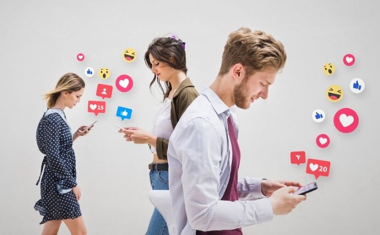 Ilustrasi- Overshare di media sosial - Image