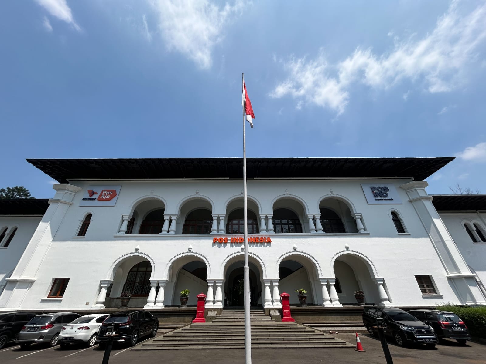 Kantor PT Pos Indonesia. (Dokumentasi PT Pos Indonesia) - Image