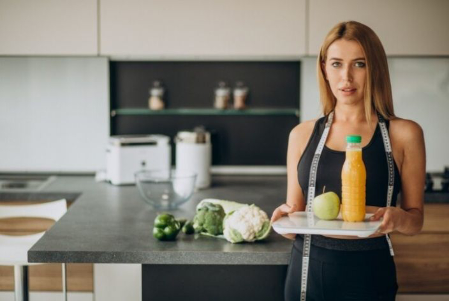 Ilustrasi seseorang yang memiliki tubuh langsing tanpa berolahraga. (Freepik) - Image