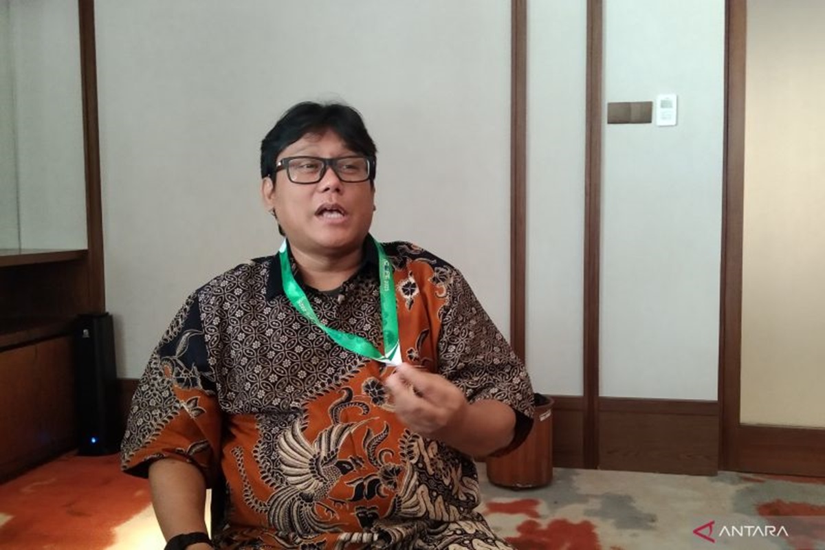 Direktur Program Iklim dan Transformasi Pasar WWF Indonesia Irfan Bakhtiar. (ANTARA) - Image