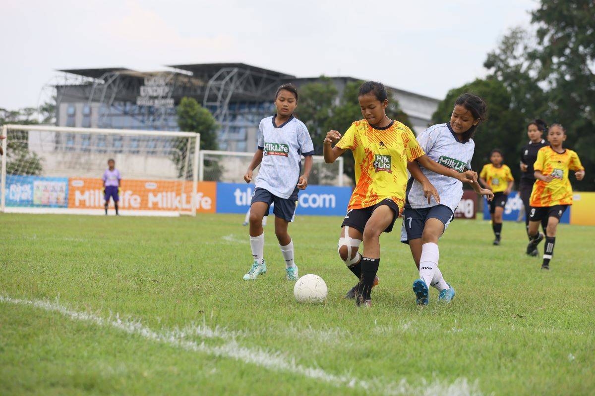 Pertandingan KU-12 MilkLife Soccer Challenge - Semarang 2025 di Stadion Universitas Diponegoro Tembalang, Minggu (16/2). (Istimewa) - Image