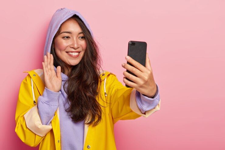 Terdapat empat tipe pengguna media sosial menurut psikologi. (freepik) - Image