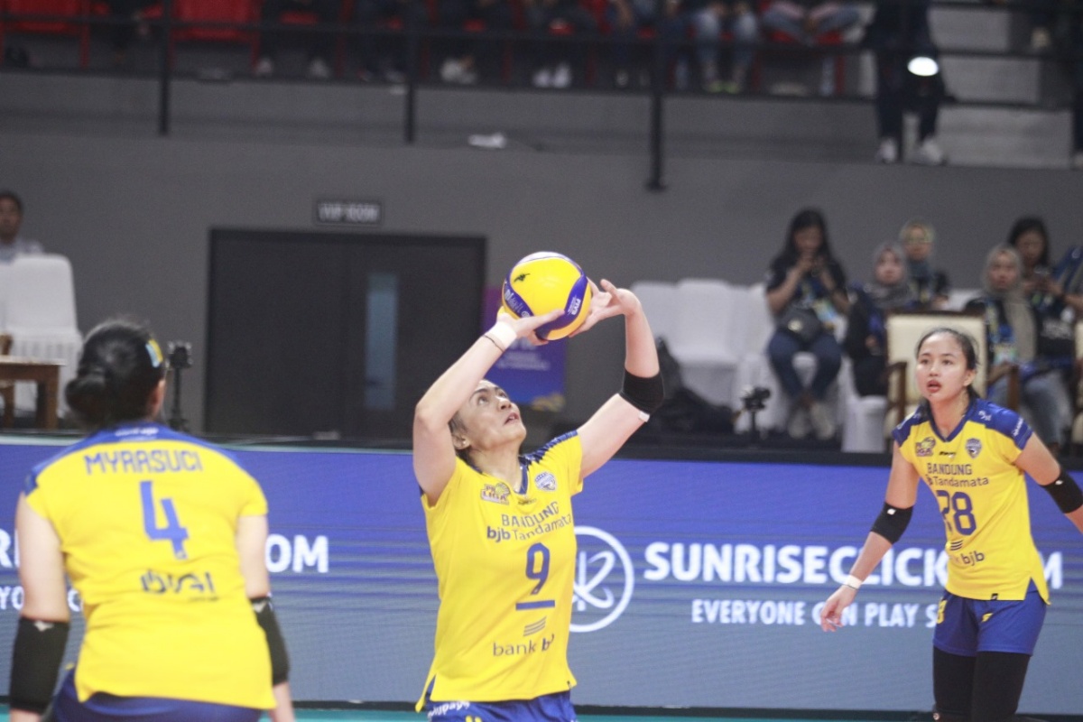 Bandung BJB Tandamata saat menghadapi Jakarta Pertamina Enduro. Mereka kini siap menghadapi seri Proliga 2025 di Palembang. (Dok. Bandung BJB Tandamata) - Image