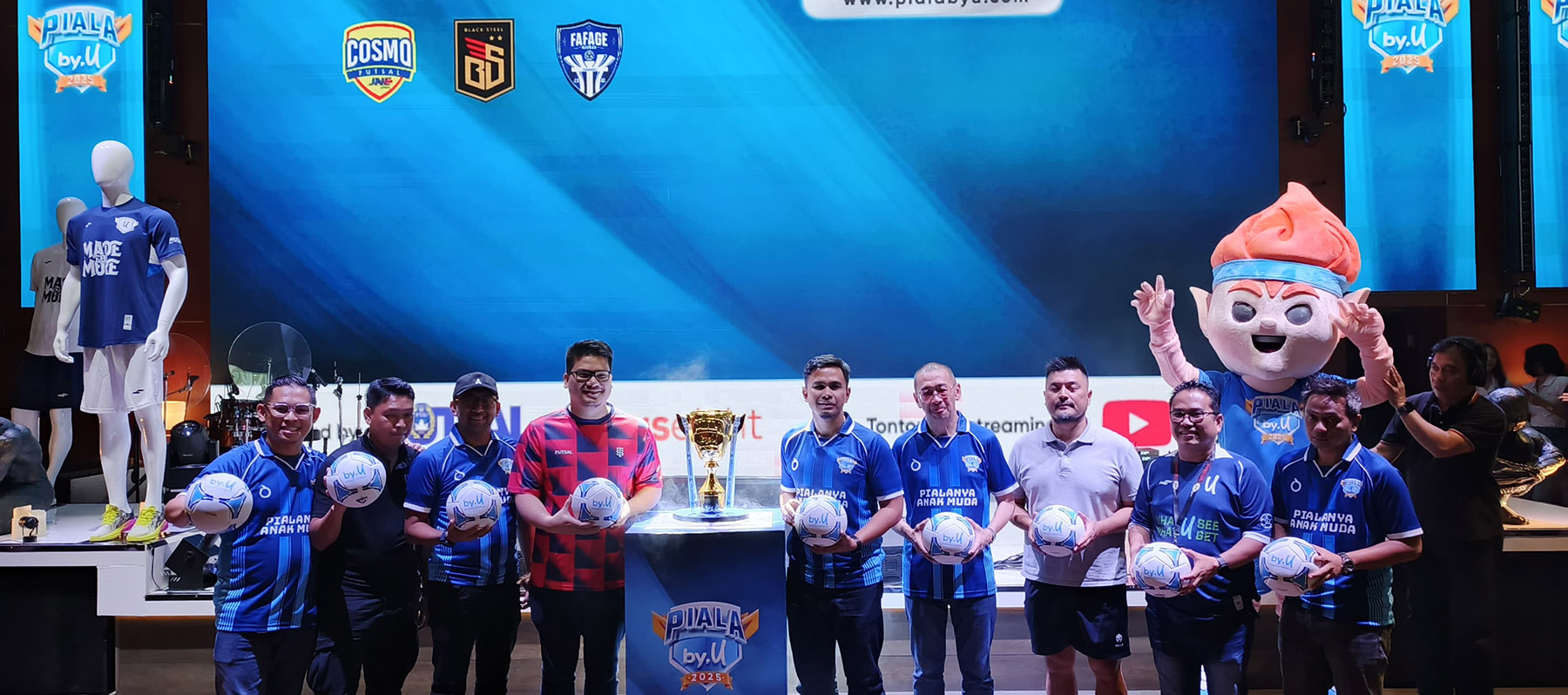 Piala by.U 2025 akan digelar dengan lebih banyak peserta dan berkolaborasi dengan tiga klub profesional agar para pemain terbaik bisa semakin dekat dengan impiannya menjadi pemain profesional. - Image